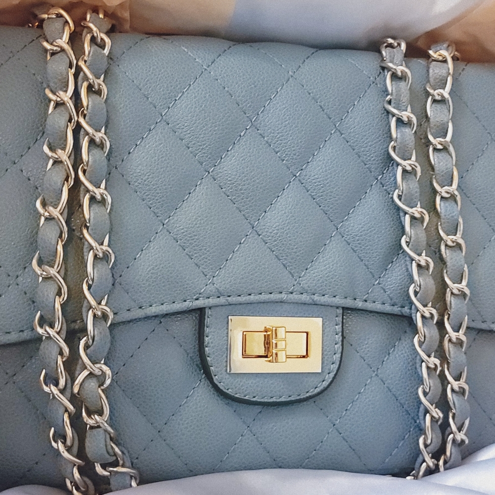 Isabelle Quilted Crossbody Bag - Picture 6 of 8